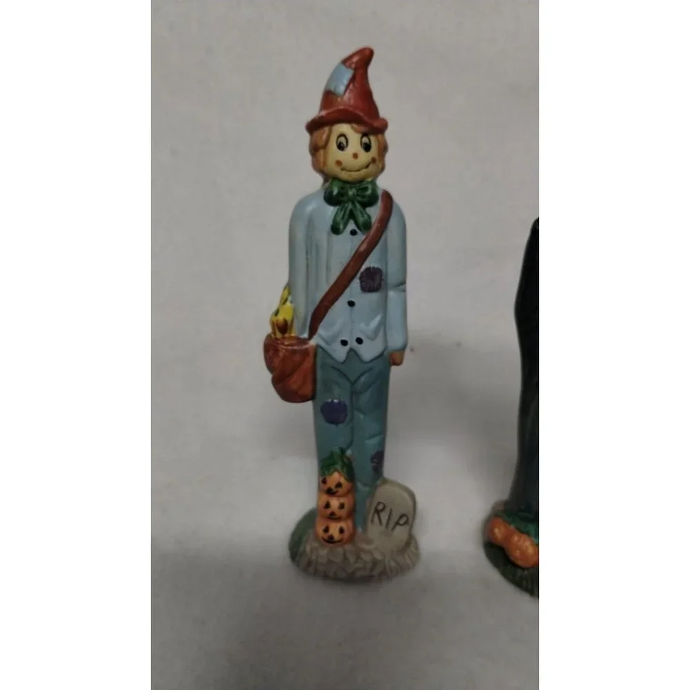 Vintage Haunted Haven Pencil Halloween Scarecrow & Pumpkin Figurines‎
